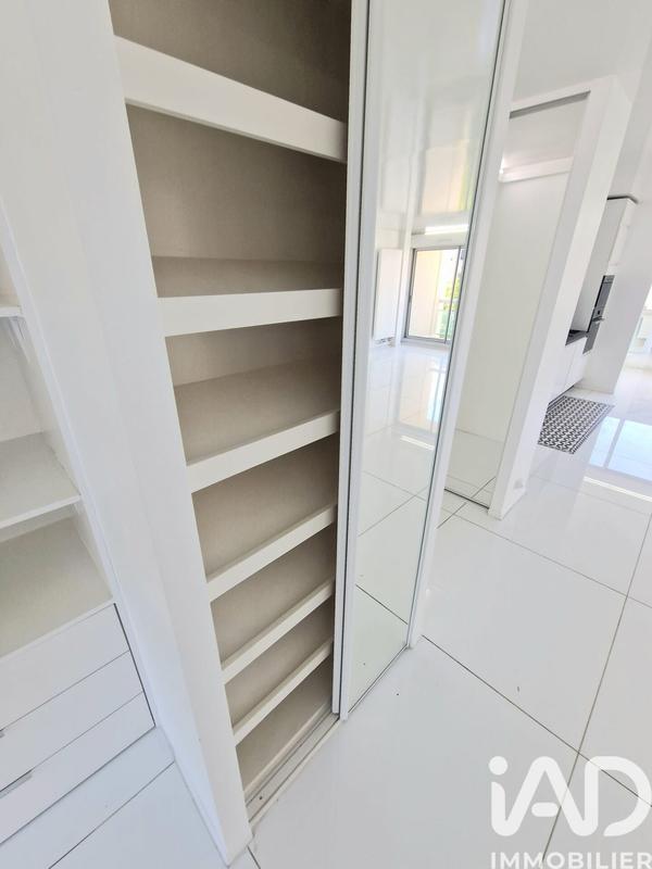 Appartement - 95 m² - 4 pièces