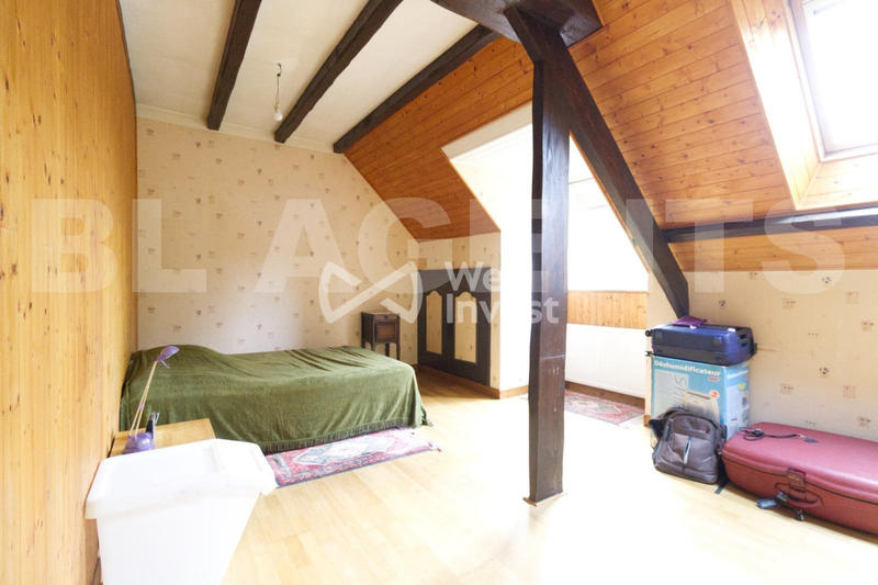 Maison - 145 m² - 8 pièces