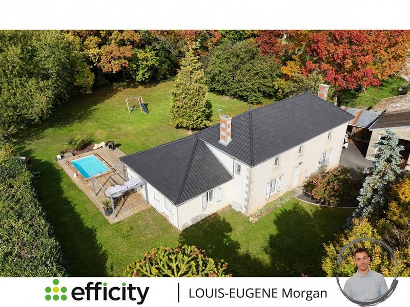 Demeure - 175 m² - 6 pièces