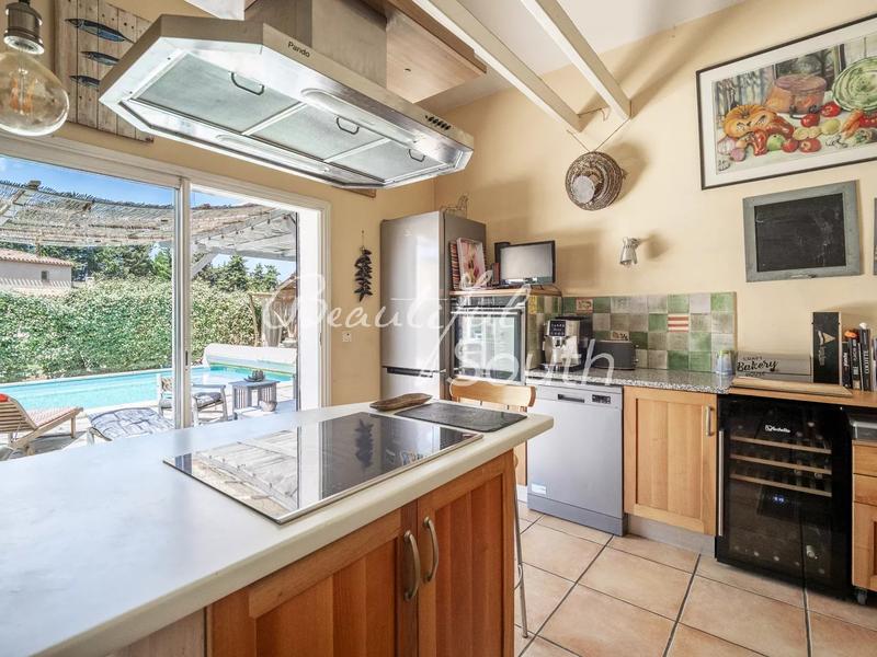 Villa - 193 m² - 5 pièces