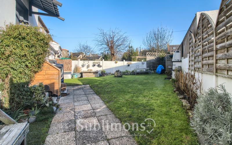 Maison - 88 m² - 5 pièces