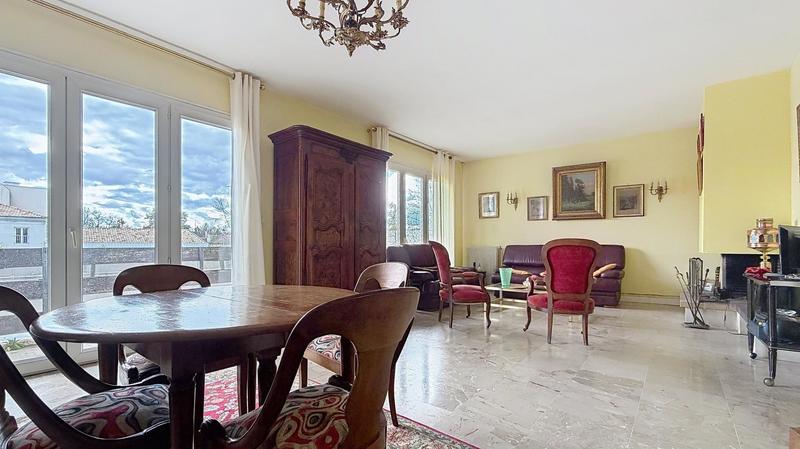 Appartement - 135 m² - 5 pièces