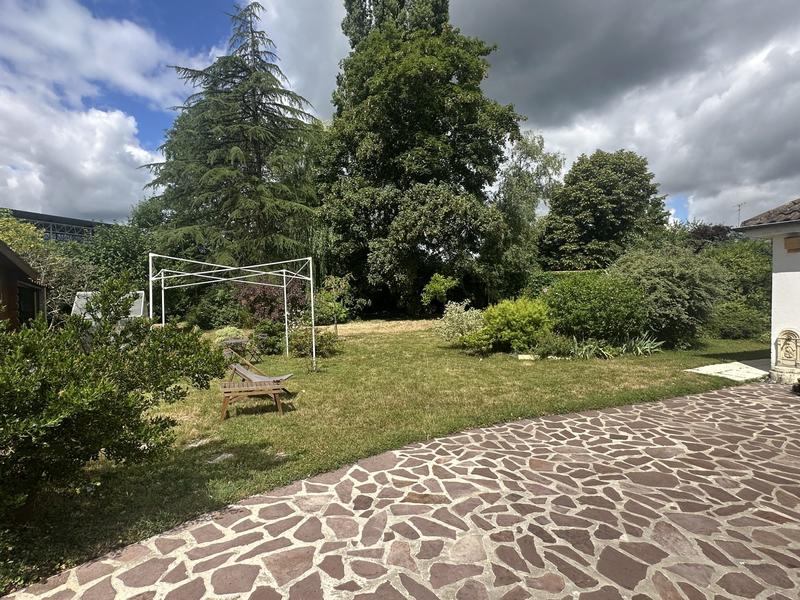 Maison - 115 m² - 6 pièces