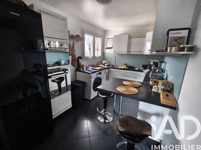 Appartement - 93 m² - 4 pièces