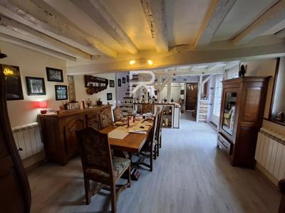 Maison - 123 m² - 5 pièces