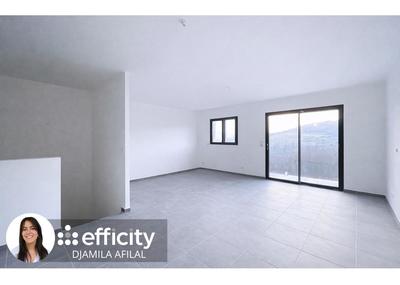 Duplex - 77 m² - 4 pièces
