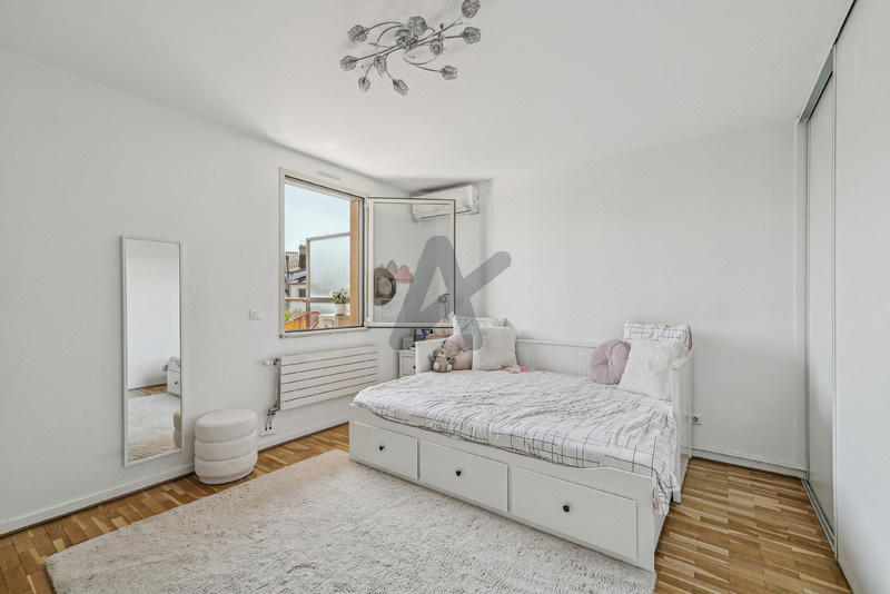 Duplex - 157 m² - 5 pièces