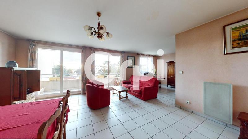 Appartement - 111 m² - 4 pièces