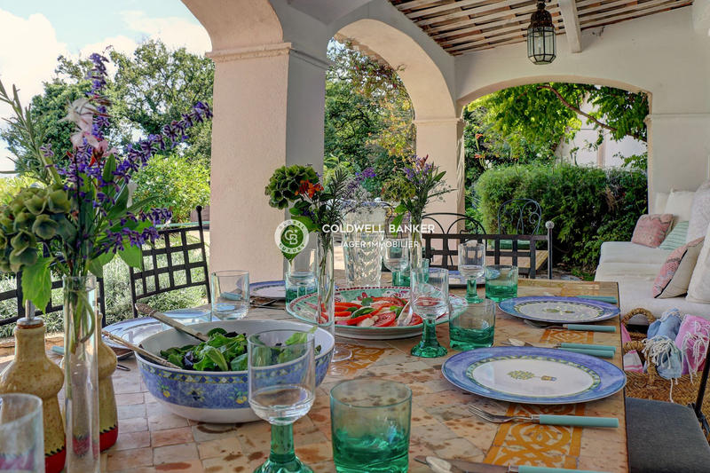 Maison - 140 m² - 5 pièces