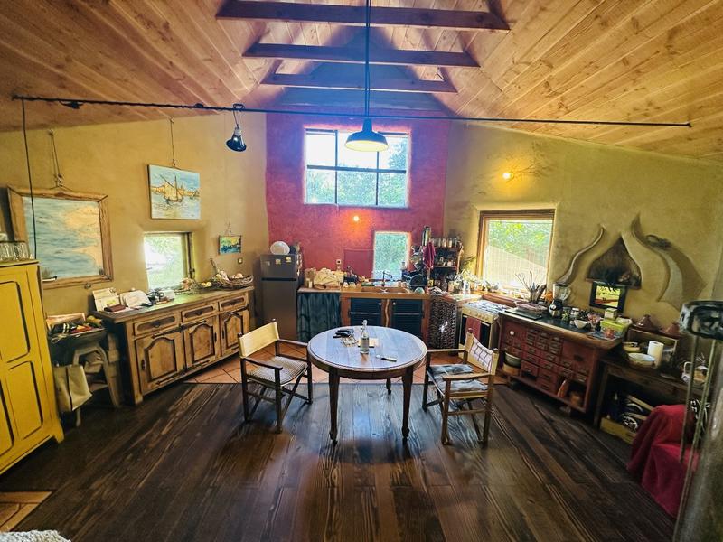 Maison de bois - 64 m² - 1 pièce