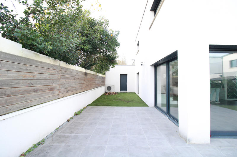 Maison - 168 m² - 6 pièces