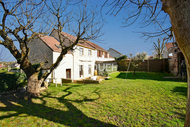 Maison - 111 m² - 5 pièces
