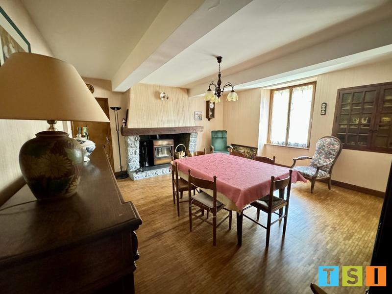 Maison - 145 m² - 6 pièces