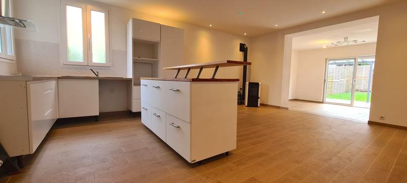 Maison - 90 m² - 4 pièces