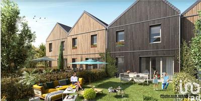 Maison - 93 m² - 5 pièces