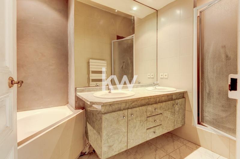 Appartement - 84 m² - 3 pièces