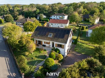 Maison - 183 m² - 7 pièces