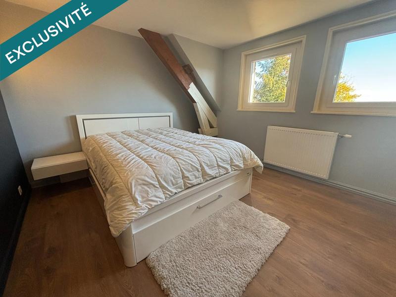 Maison - 222 m² - 8 pièces