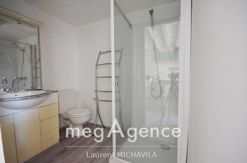 Maison - 247 m² - 14 pièces