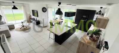 Maison - 103 m² - 5 pièces