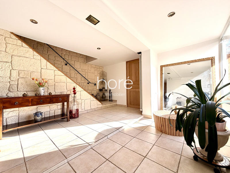 Maison traditionnelle - 175 m² - 6 pièces