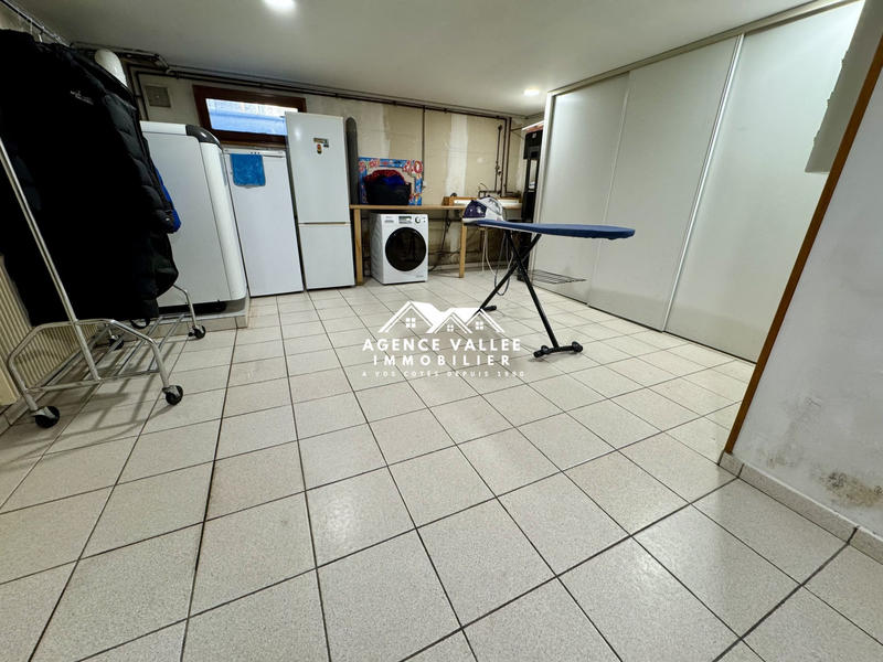 Maison traditionnelle - 160 m² - 7 pièces