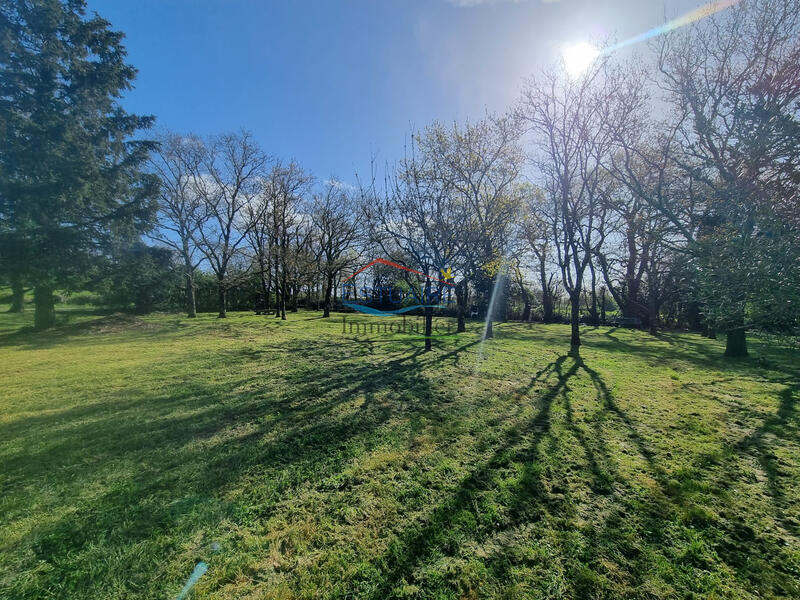 Maison - 174 m² - 8 pièces