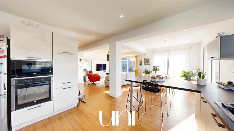 Maison - 124 m² - 5 pièces