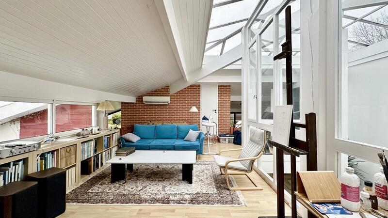 Maison d'architecte - 240 m² - 9 pièces