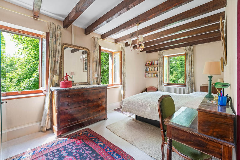 Maison - 197 m² - 7 pièces