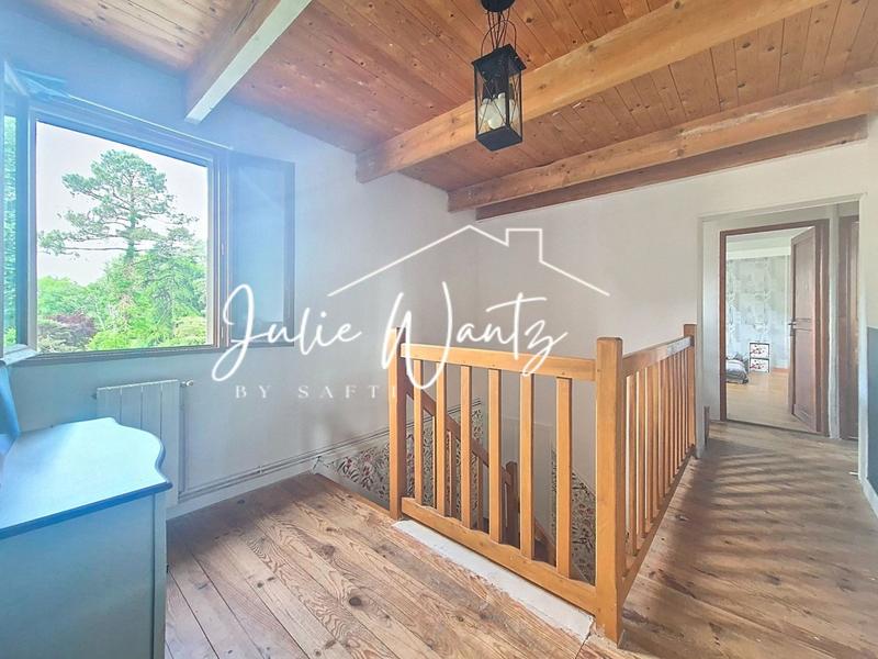 Maison - 186 m² - 6 pièces