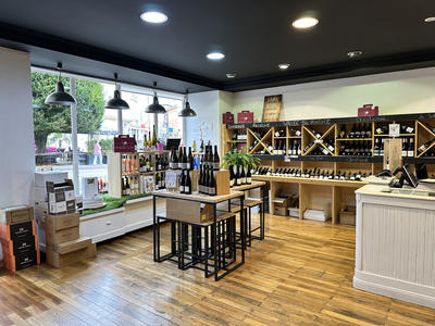 Local commercial - 110 m² - 4 pièces