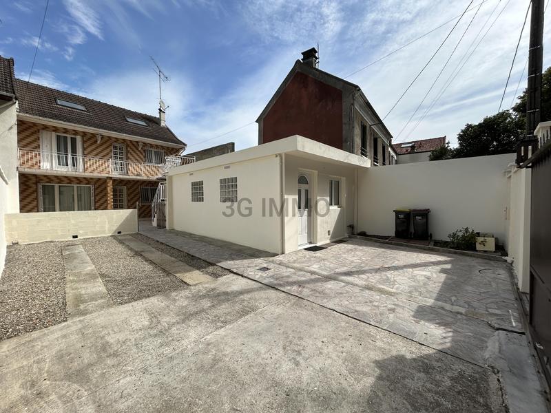 Maison - 120 m² - 6 pièces