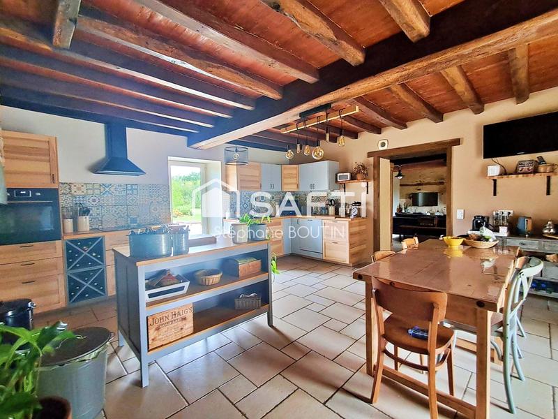Maison - 265 m² - 8 pièces
