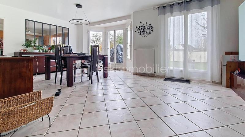 Maison - 137 m² - 6 pièces