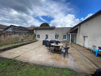 Maison - 140 m² - 5 pièces