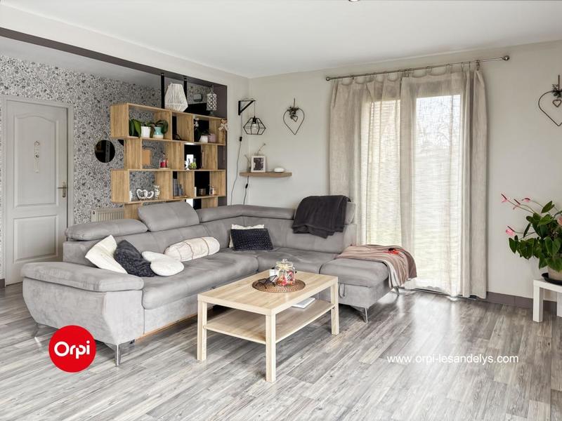 Maison - 96 m² - 4 pièces