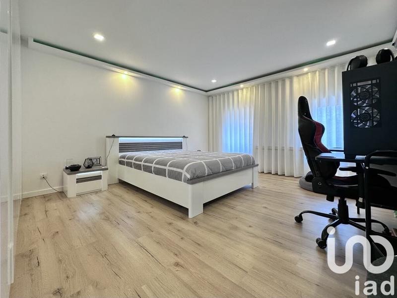 Maison de ville - 200 m² - 6 pièces