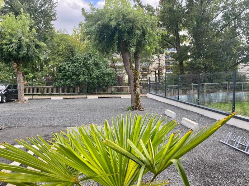 Bureau - 71 m² - 5 pièces