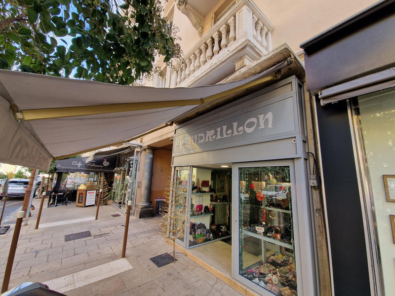 Fonds de commerce - Local commercial - 22 m²