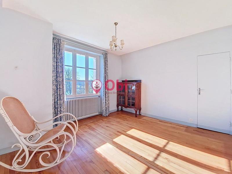 Maison - 122 m² - 5 pièces