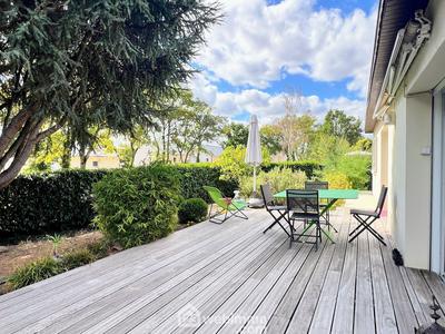 Maison - 152 m² - 6 pièces