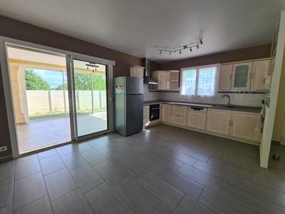 Maison - 147 m² - 5 pièces