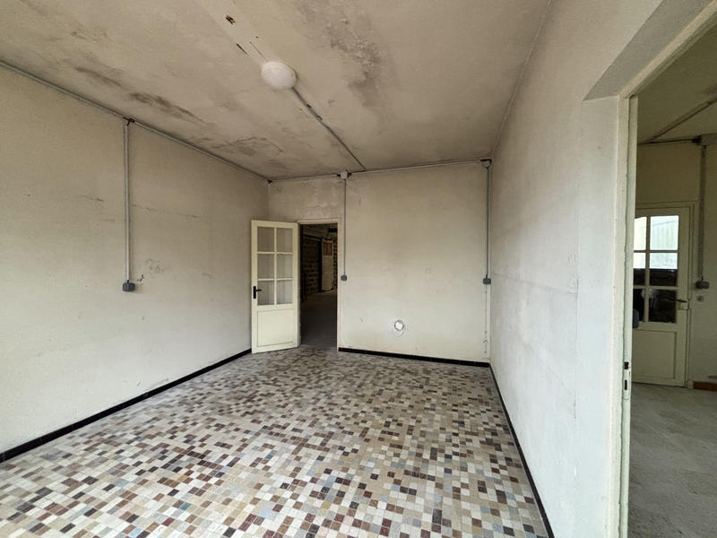 Local d'activités - 285 m² - 5 pièces