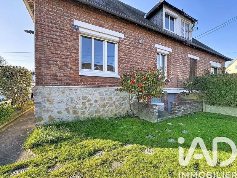 Maison - 87 m² - 5 pièces