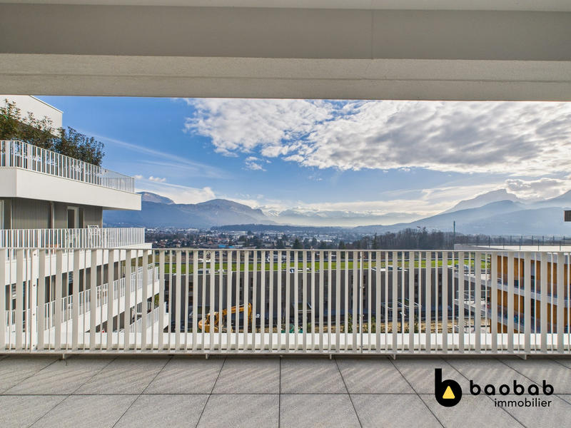 Appartement - 94 m² - 4 pièces