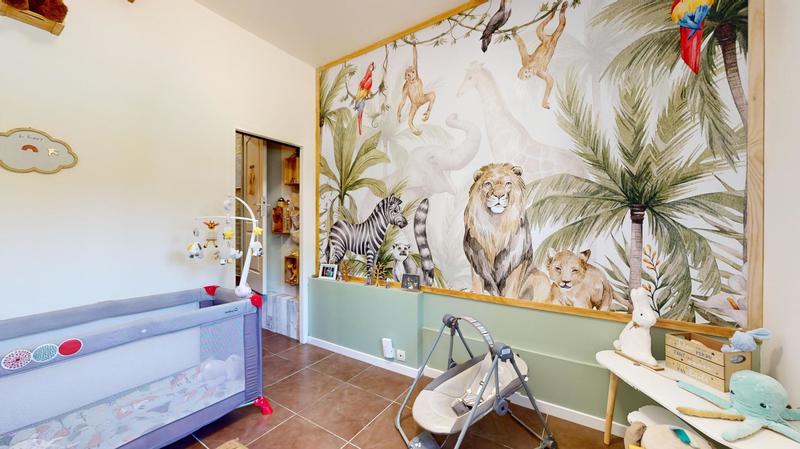 Maison - 181 m² - 9 pièces