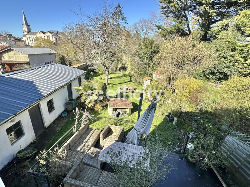 Maison - 127 m² - 5 pièces