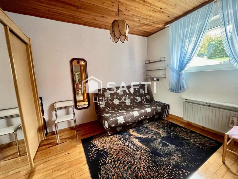 Maison - 215 m² - 12 pièces