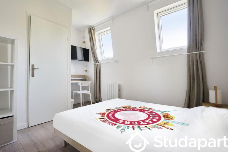 Chambre - 10 m² - 1 pièce